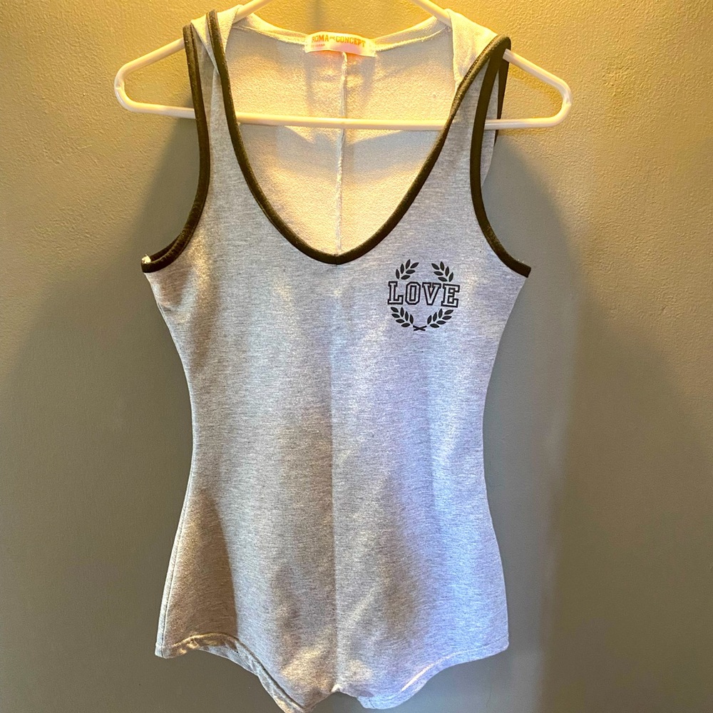 ROMA CONCEPT Hooded Romper size Lg NWOT